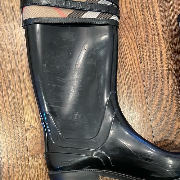 Burberry Rain Boots - Picture 3 of 6